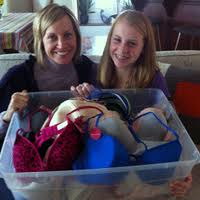 Bra Shopping With Your Daughter: Tips For Being A 'Supportive' Mom